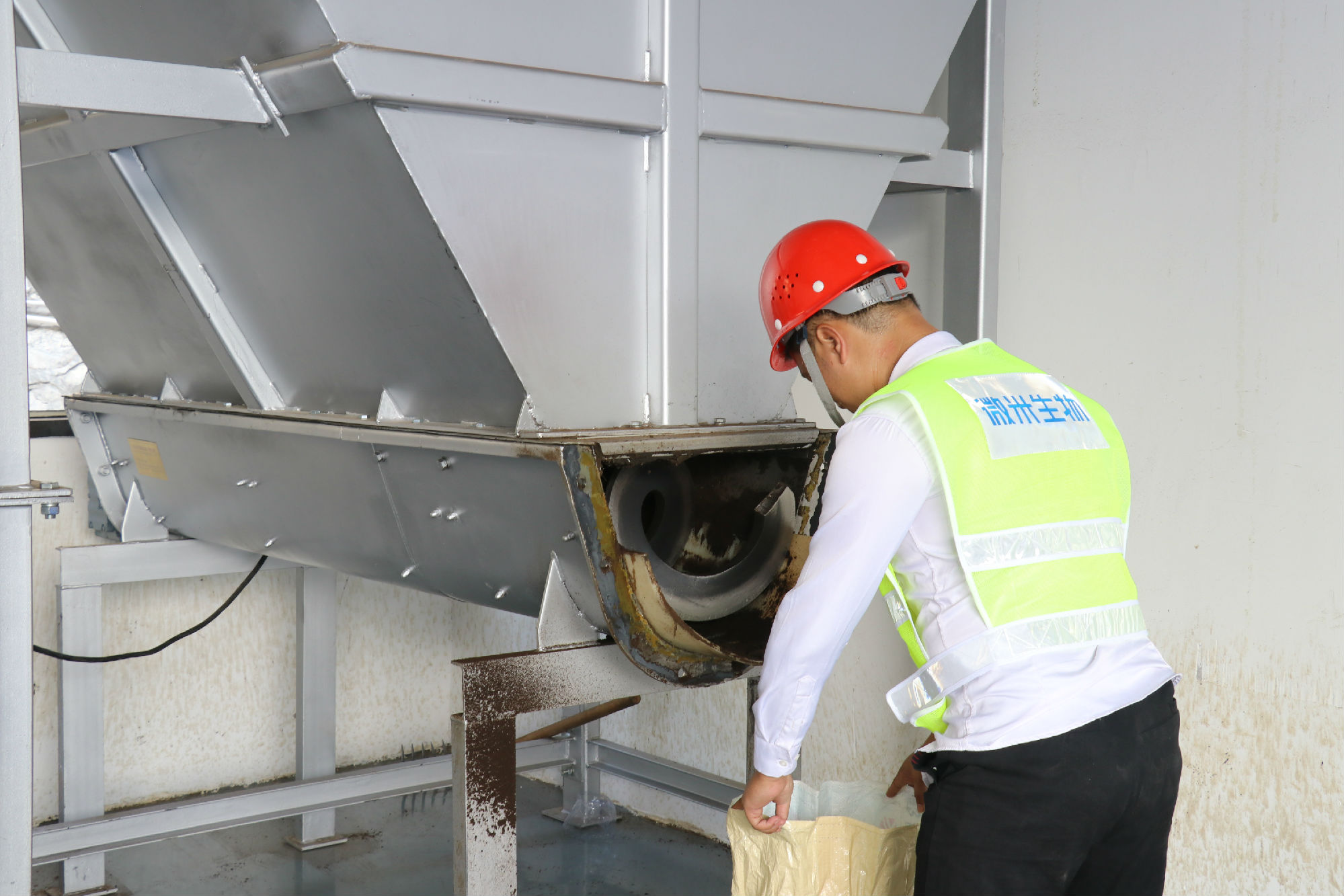 垃圾分类：用合理的方式推动垃圾资源化 