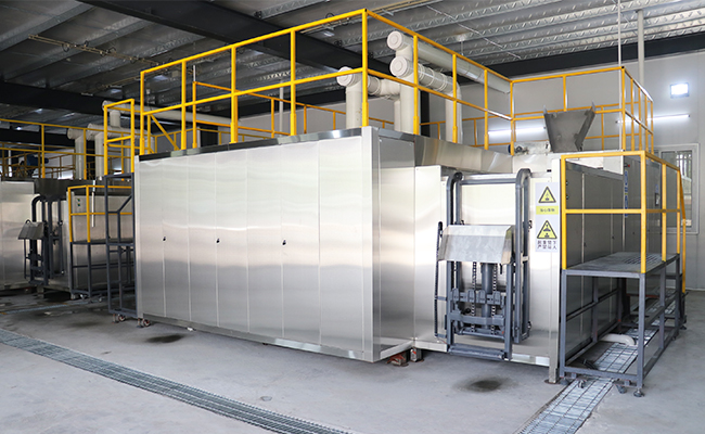  餐厨垃圾一体化处理设备，实现无害化处理和资源化利用